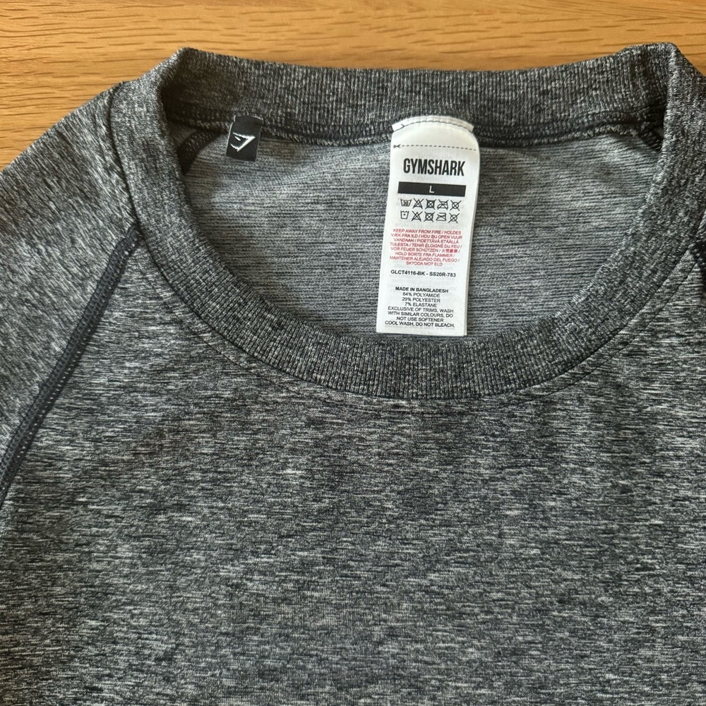 GYMSHARK ADAPT MARL SEAMLESS LONG SLEEVE CROP TOP ATHLETIC ACTIVEWEAR GRAY LARGE - Picture 3 of 5